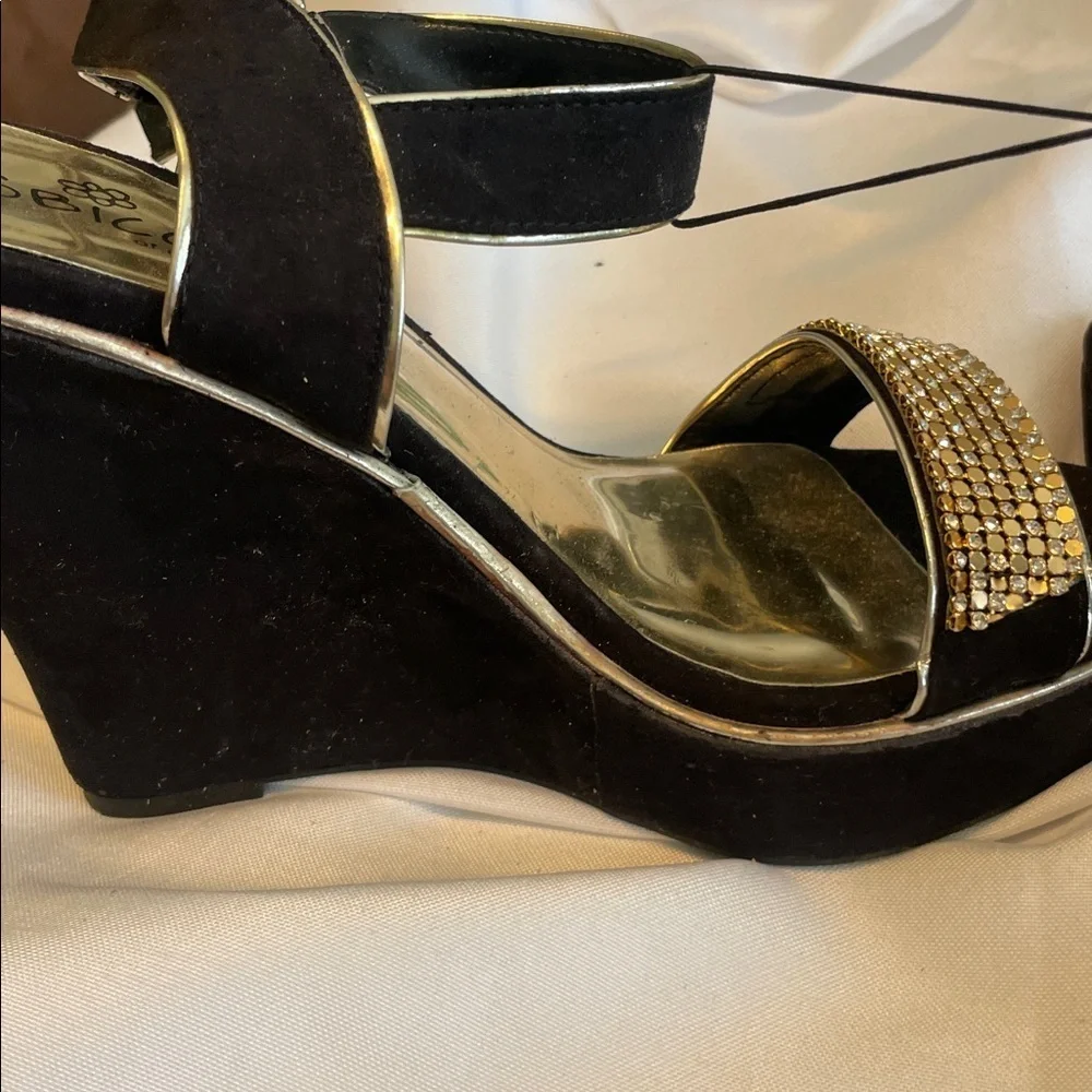 Sbicca Black and Gold Studded Sandals